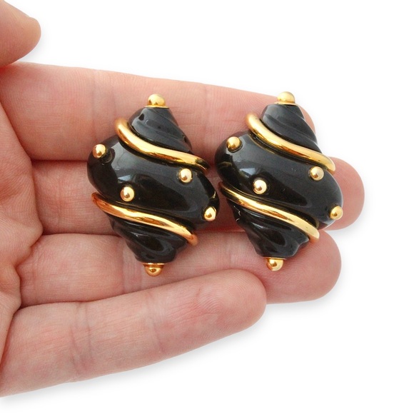 Kenneth Jay Lane Black Lucite Shell Clip On Earrings Gold Plated Dots Large - Picture 3 of 6